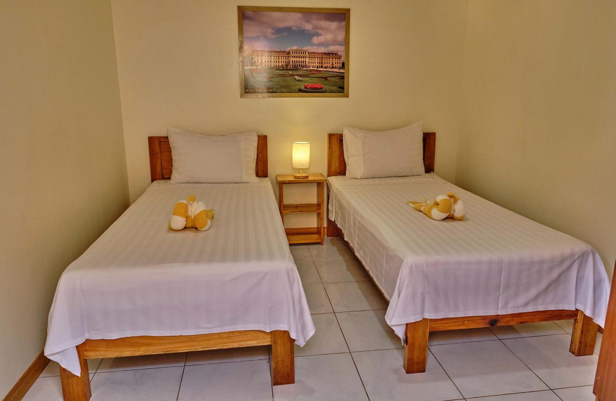 Alona Austria Hotel 3*